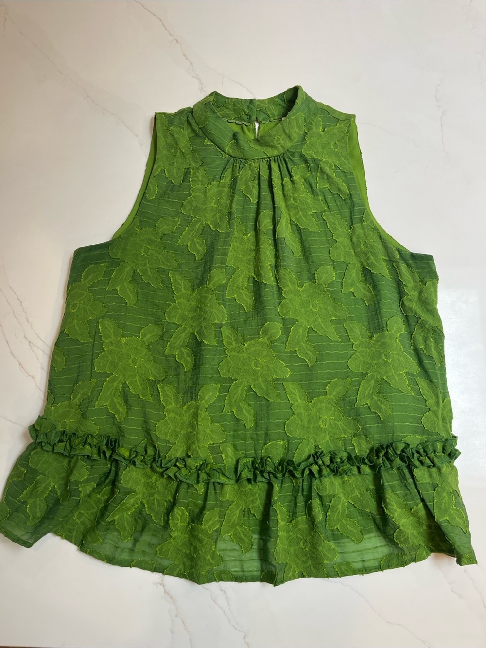 Maeve by Anthropologie Green Floral Sleeveless Ruffle Hem Top